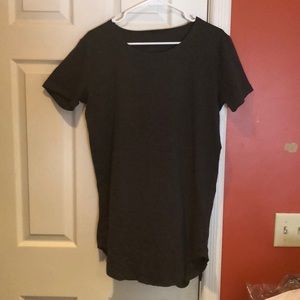 Heathered Grey Alphalete scoop neck shirt